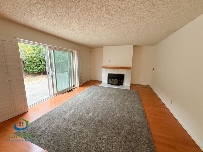 Building Photo - $4595 - Spacious 5 Bed/3 Bath Gilroy Home Located in Sunrise Park Neighborhood