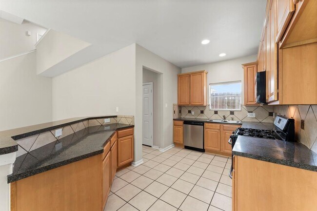 Building Photo - 6614 Autumn Flowers Dr