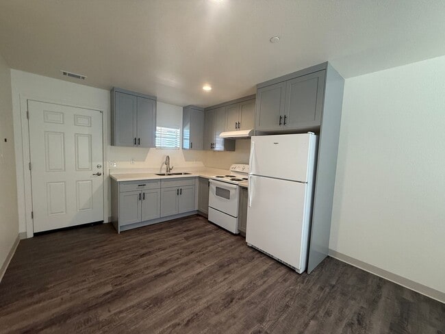 Primary Photo - Free Month of Rent for Move in before Dec 1st - Brand New Upstairs 3 Bedroom Apartment