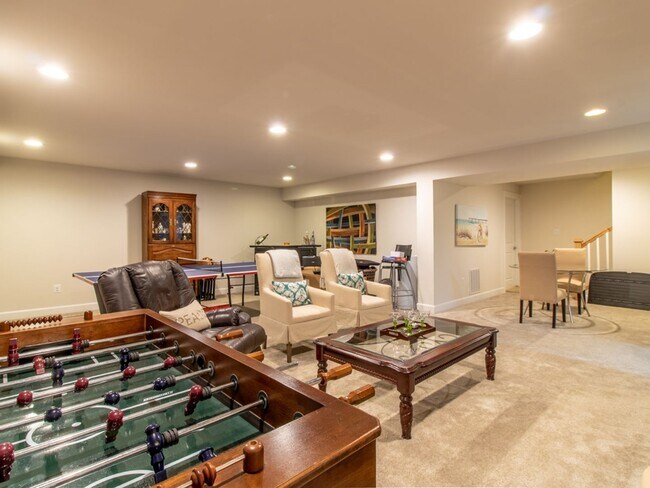 Building Photo - 31832 Carmine Dr