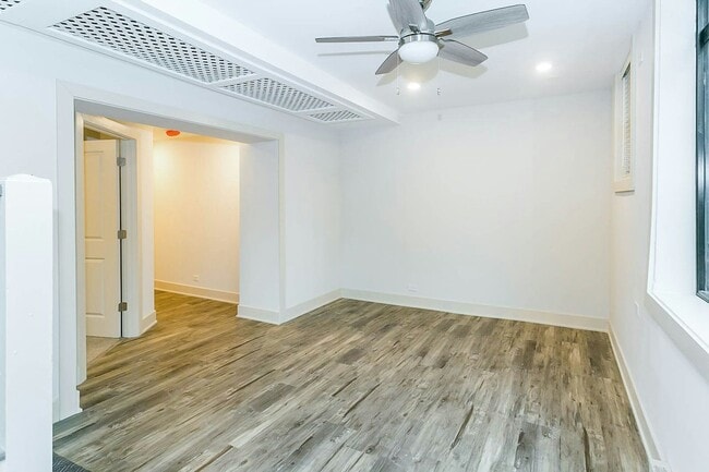 Building Photo - 6385 W Arlington Pl