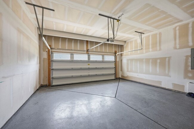 Building Photo - 304 Atwood Dr