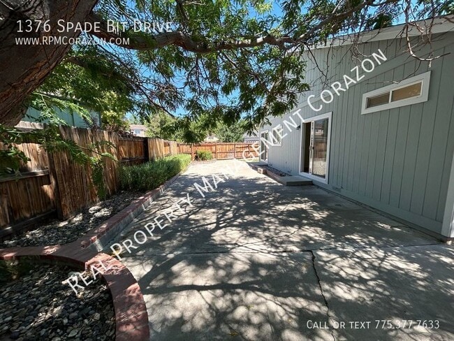 Building Photo - 1376 Spade Bit Dr