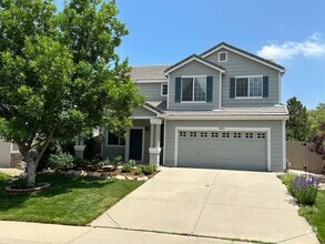 Building Photo - Open floor plan and backs to Open Space! 4...