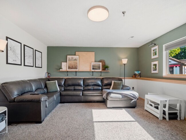Building Photo - Furnished 3-Bedroom Home in Spokane Valley – Comfortable & Move-In Ready