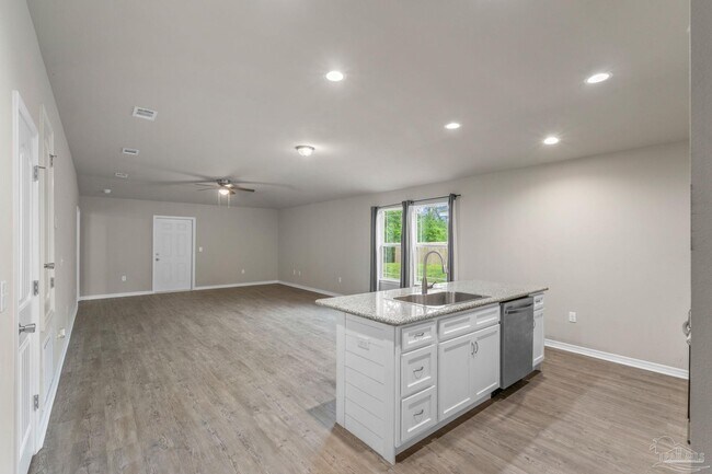 Building Photo - 3210 Electra Dr