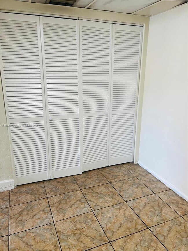 Building Photo - 7710 SW 10th St