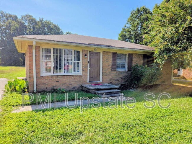 Primary Photo - 107 Old Farm Rd