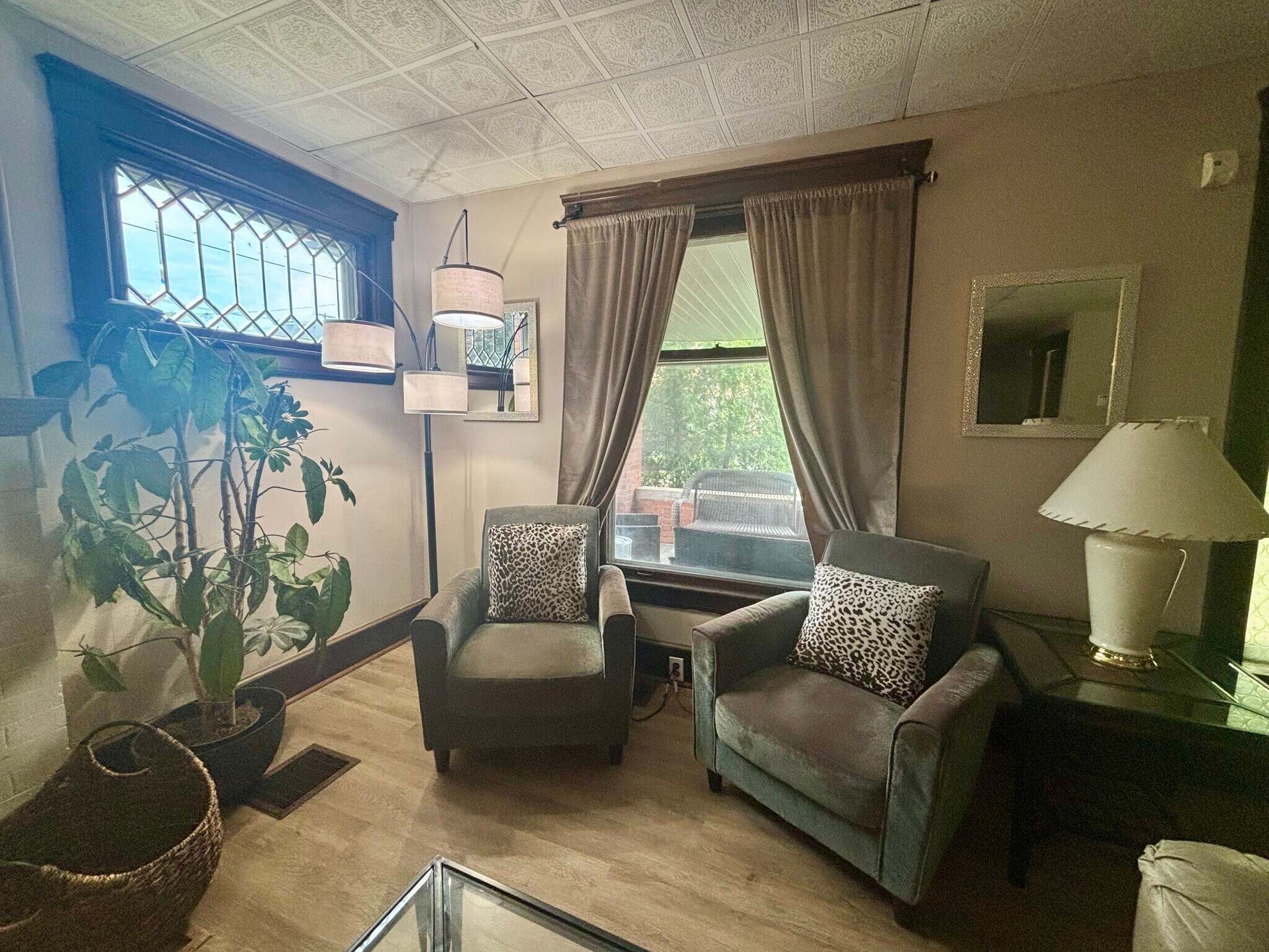 Building Photo - 1483 E 118th St