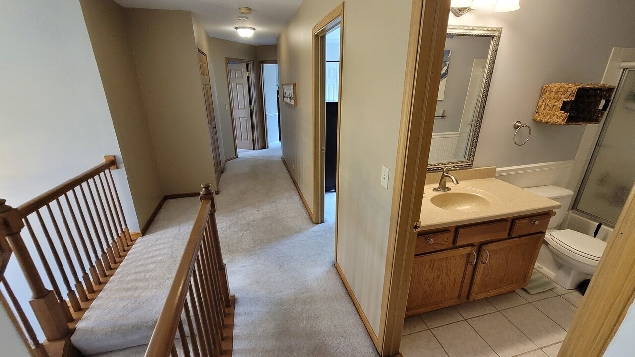 Building Photo - 3885 Thornberry Way