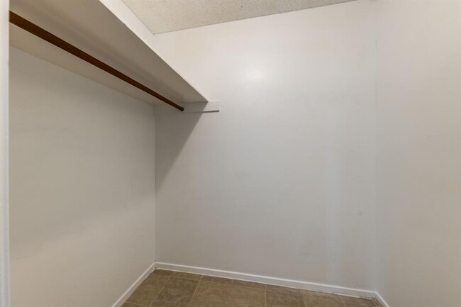 Building Photo - 9600 Gambels Quail Dr