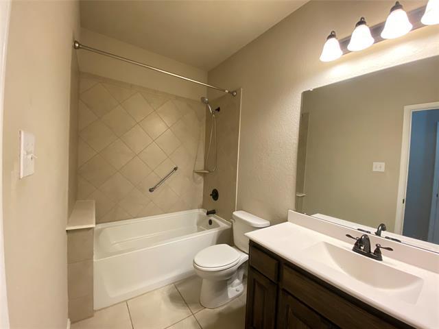 Building Photo - 228 Buckskin Dr