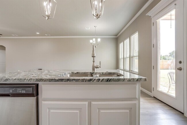 Building Photo - 3332 Arrow Creek Dr