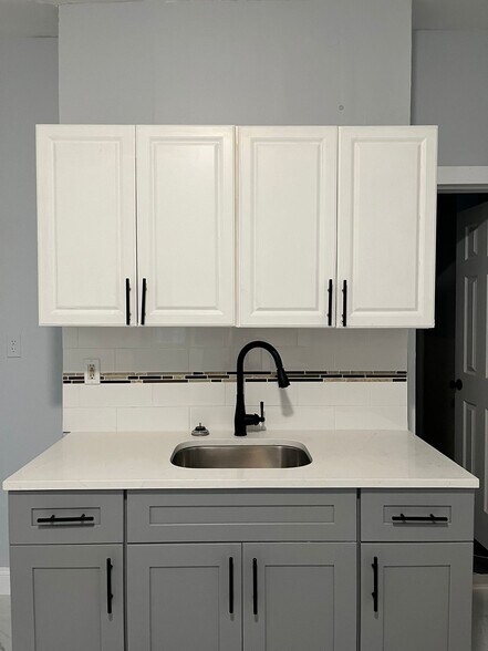 Building Photo - 311 64th St