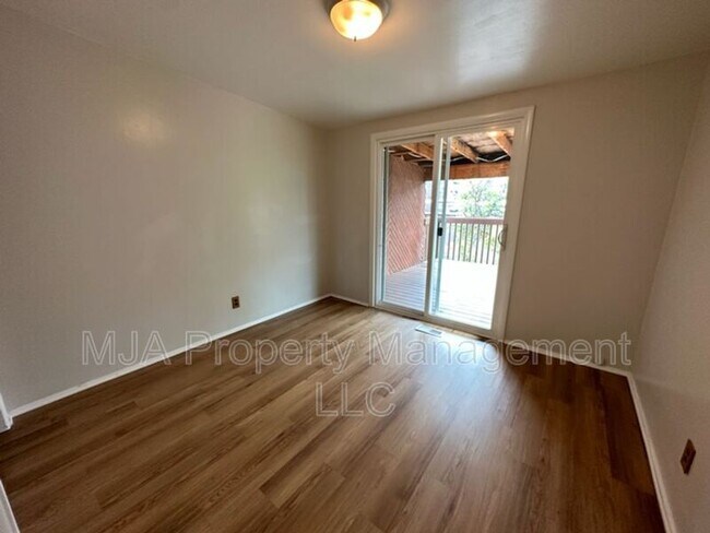 Building Photo - 4663 Namba Way