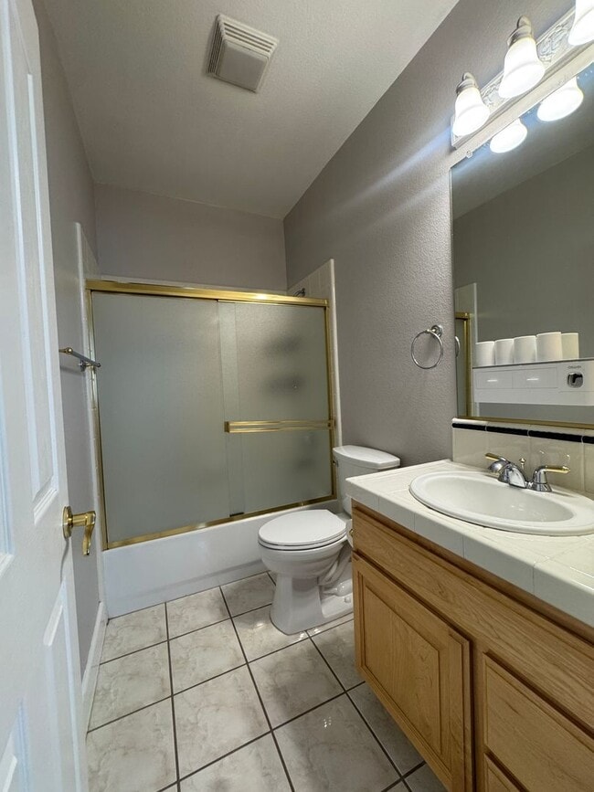 Building Photo - 360 Allenwood Ct