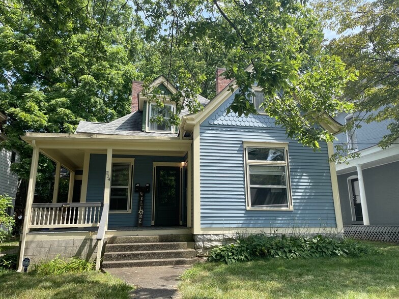 Building Photo - 214 Arlington Ave