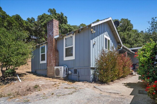 Building Photo - 273 W Carmel Valley Rd