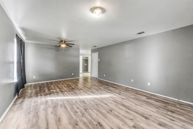 Building Photo - 13518 Woodring Ct