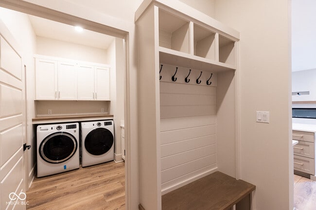 Building Photo - 871 Rosemary Gdns