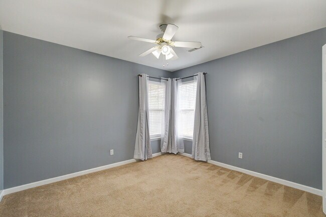 Building Photo - 7856 High Maple Cir