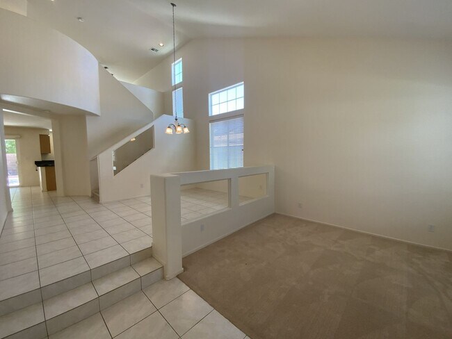 Building Photo - 4 bedrooms and 2.5 bathrooms 2-story home located in Henderson, NV!