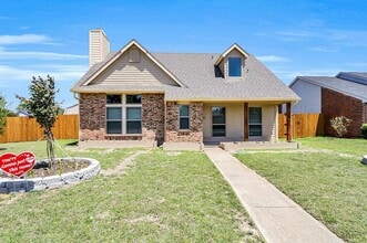 Building Photo - 401 S Cannady Dr