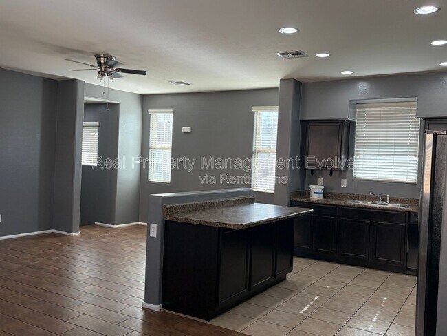 Building Photo - 7724 W Pipestone Pl