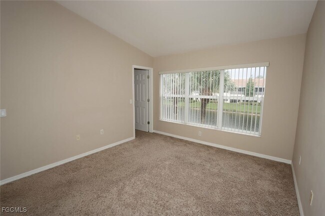 Building Photo - 1172 Oxford Ln