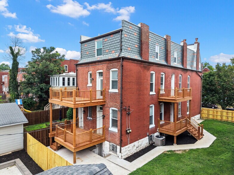 Building Photo - 2722 Armand Pl