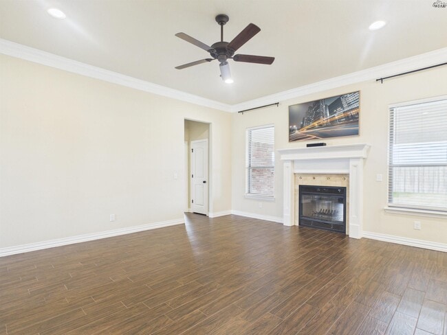 Building Photo - 4806 Falcon Crest Blvd