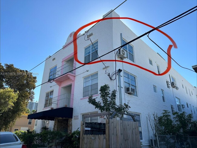 Building Photo - 428 SW 9th St