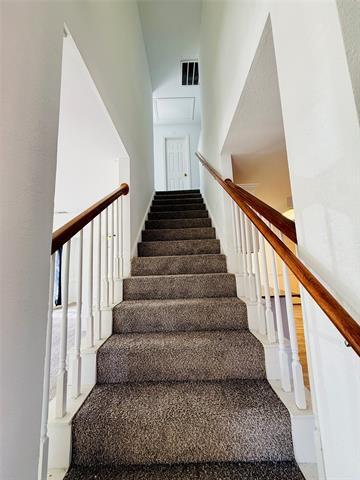 Building Photo - 830 San Jacinto Dr