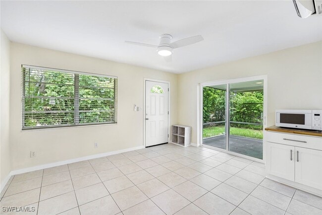 Building Photo - 527 Goodland Dr