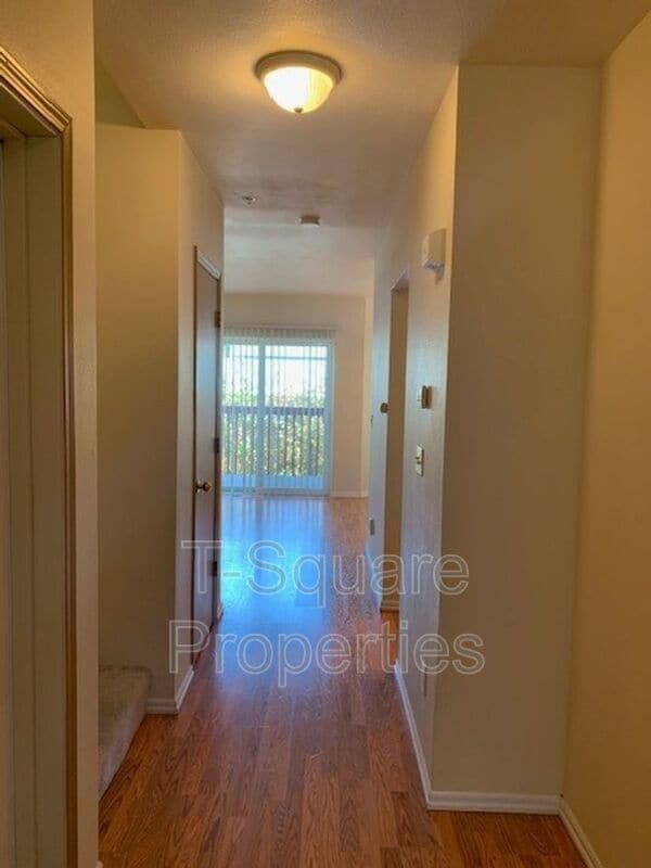 Building Photo - 15815 Admiralty Way