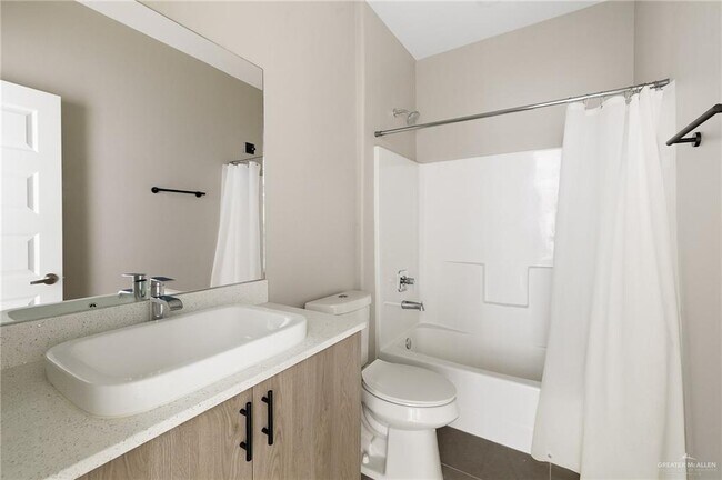 Building Photo - 14 Puffin Ave