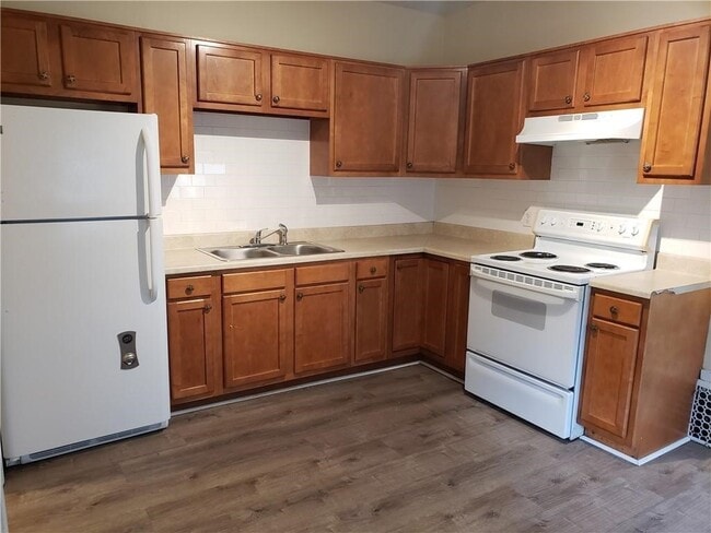 Building Photo - 36 Berkshire St