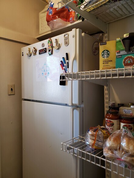 Building Photo - 33 Flett Rd