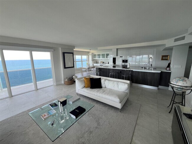 Building Photo - 3500 Galt Ocean Dr