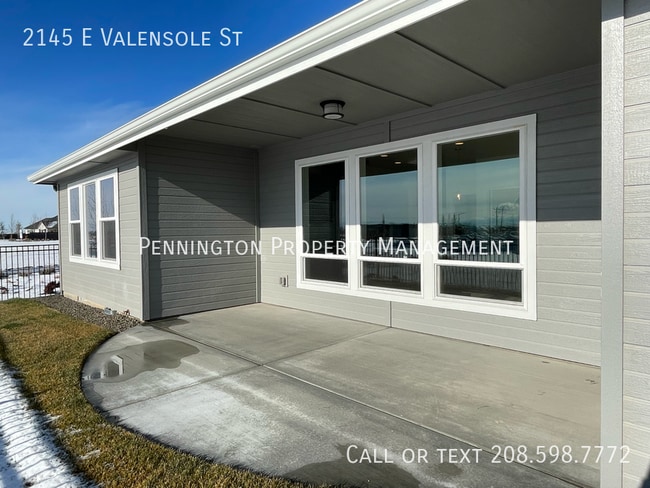 Building Photo - 2145 E Valensole St