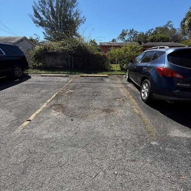 Building Photo - 1250 NE 119th St