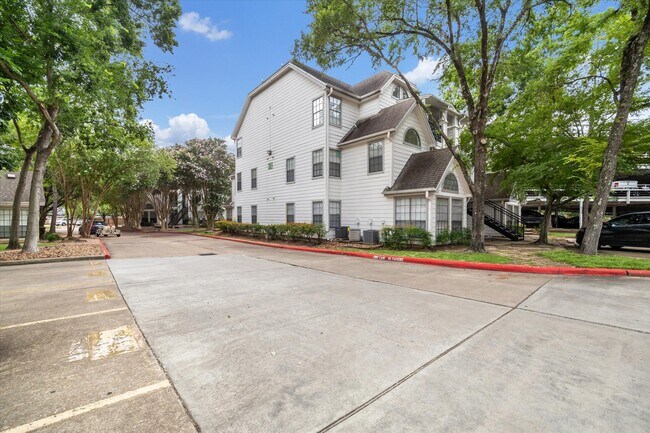 Building Photo - 1710 W T C Jester Blvd