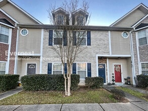 Building Photo - 8612 Thomas Rd