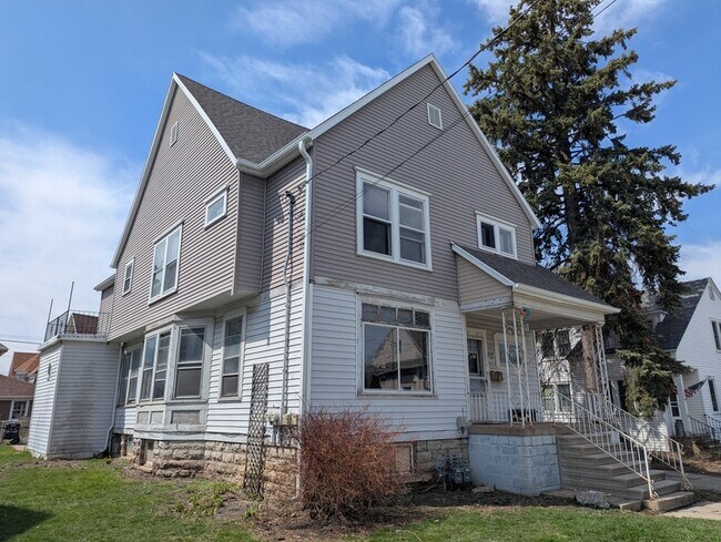 Building Photo - 541 Mt Vernon St