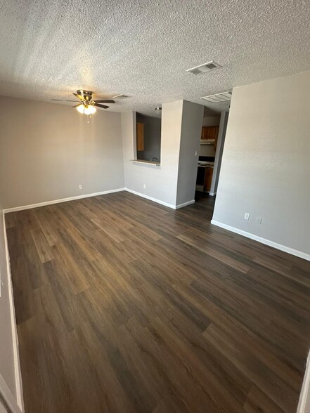 Building Photo - 700 Hercules Ln