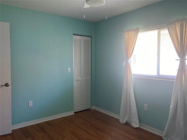 Building Photo - 4835 Jacaranda Heights Dr