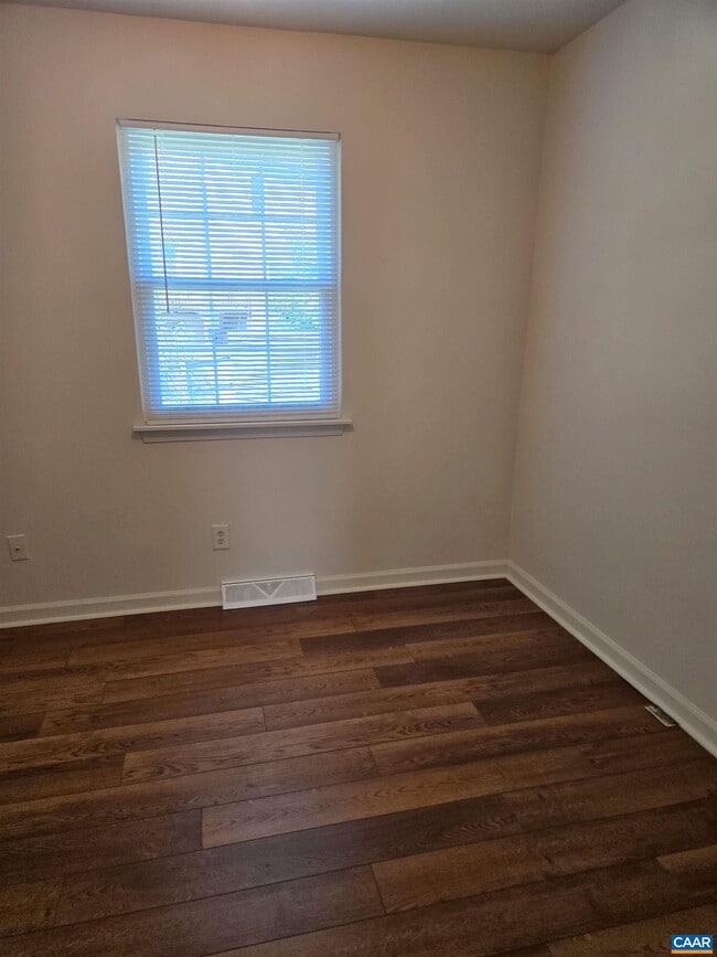 Building Photo - 1618 Townwood Ct