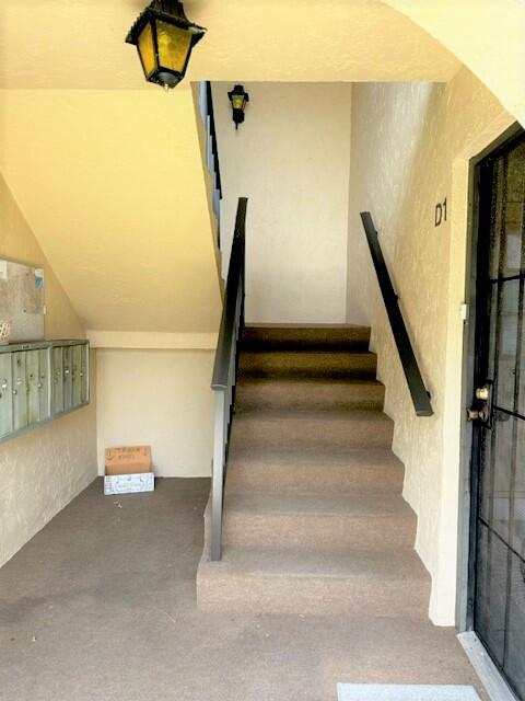 Building Photo - 441 Pine Glen Ln