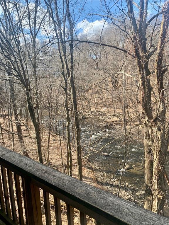 Building Photo - 14 Newtown Rd