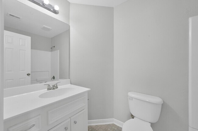 Building Photo - 167 Binnacle Ct
